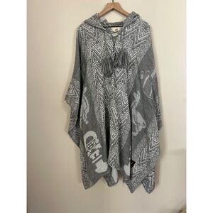 Albinas Alpaca Hooded Poncho Cape Gray Llama Geometric Pattern Layering